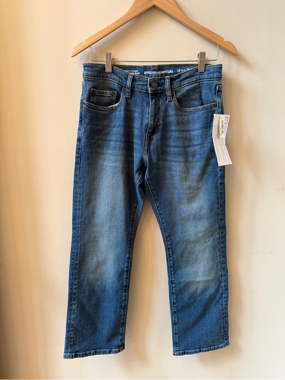 NWT Amazon Essentials Women’s Boot Cut Straight Jeans in Medium Blue Wash 28W